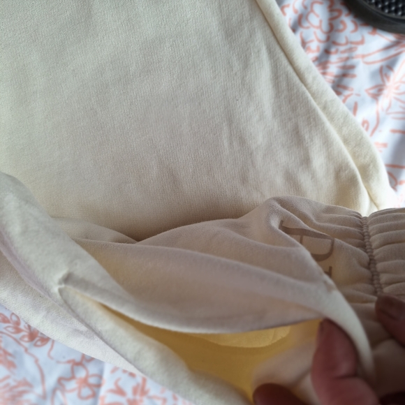 Off white pink sweatpants - Picture 4 of 4